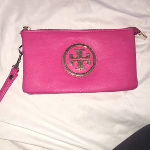 TORY BURCH HOT PINK CLUTCH